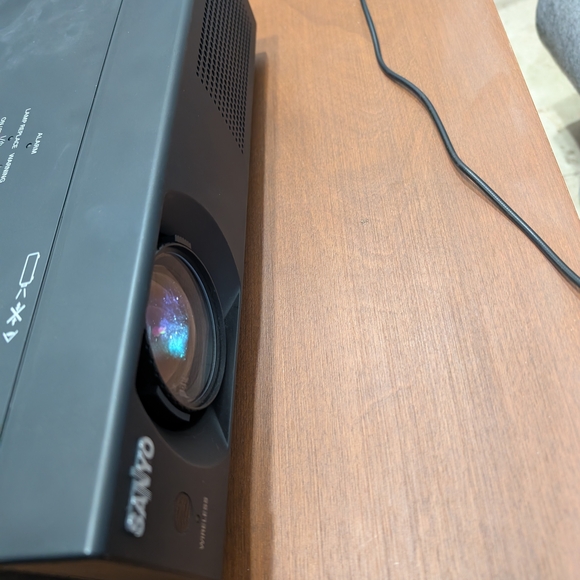 SANYO PLC-WXU30A Pro Wide WXGA Multimedia Projector Business Classroom - TESTED - Picture 11 of 11